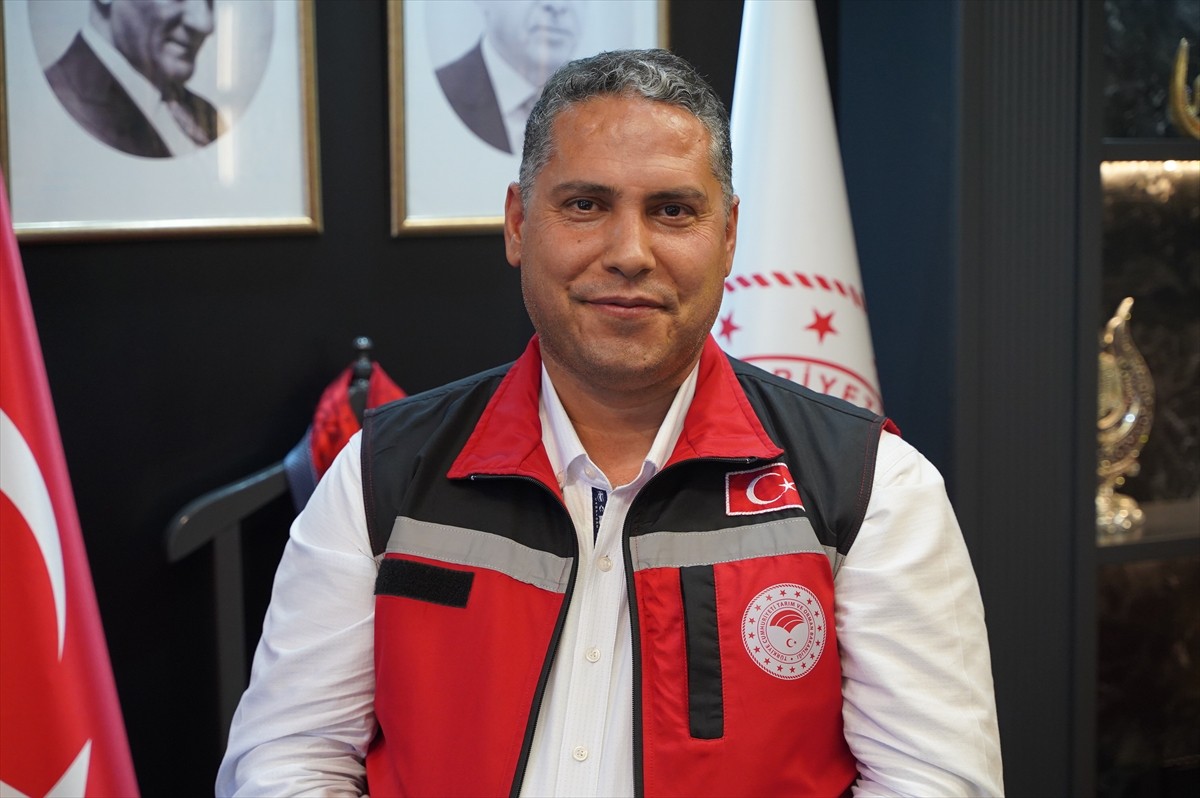 Gaziantep İl Tarım ve Orman Müdürü Mehmet Karayılan (fotoğrafta), kentteki hayvan pazarının tedbir...