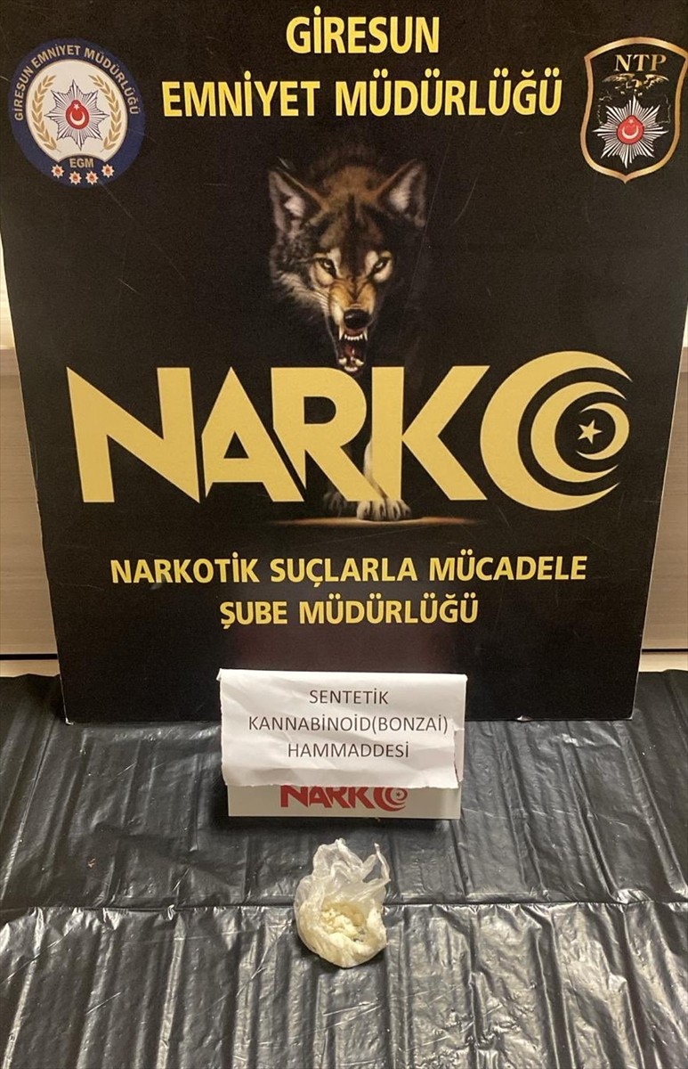 Giresun ve ilçeleri ile İstanbul'da düzenlenen uyuşturucu operasyonunda 8 zanlı tutuklandı....