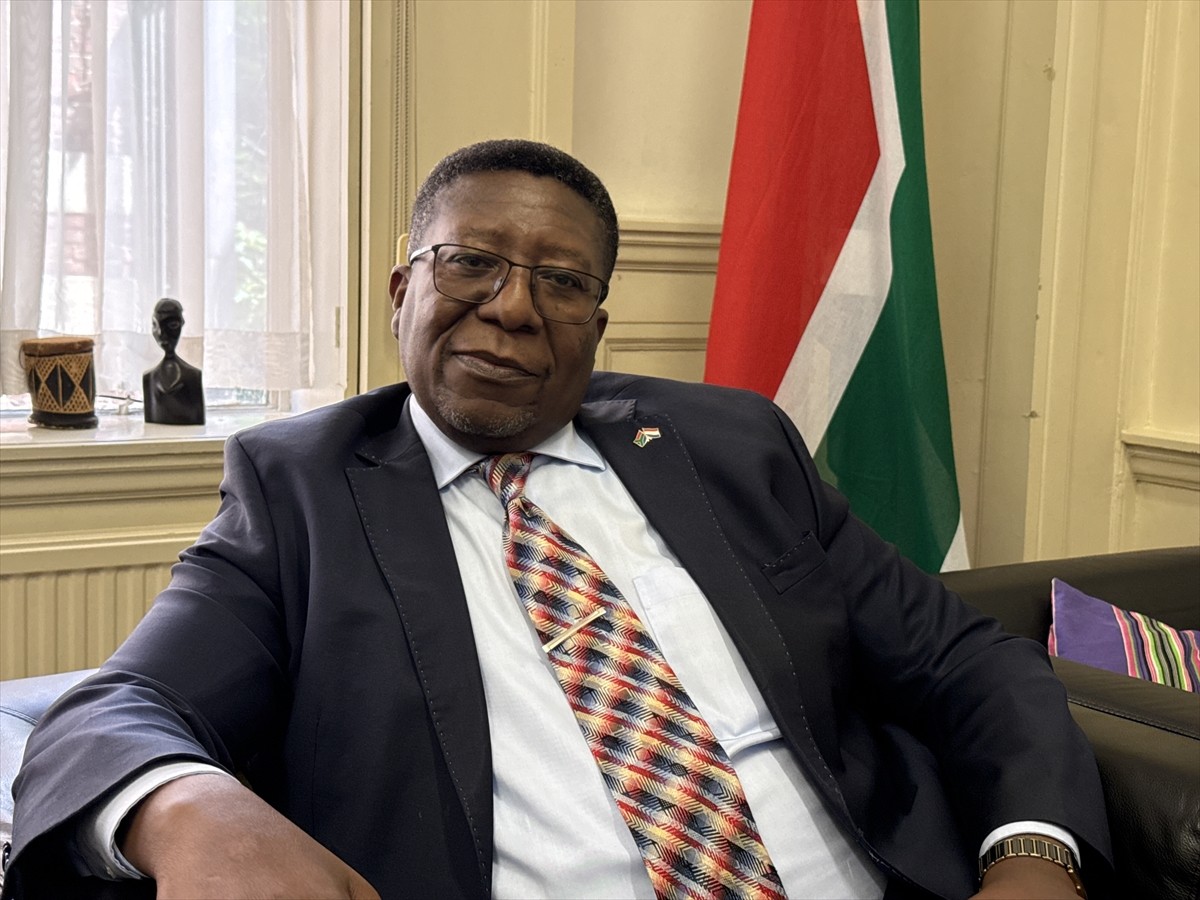 Güney Afrika'nın Lahey Büyükelçisi Vusi Madonsela, Uluslararası Adalet Divanı'ndaki (UAD) soykırım...