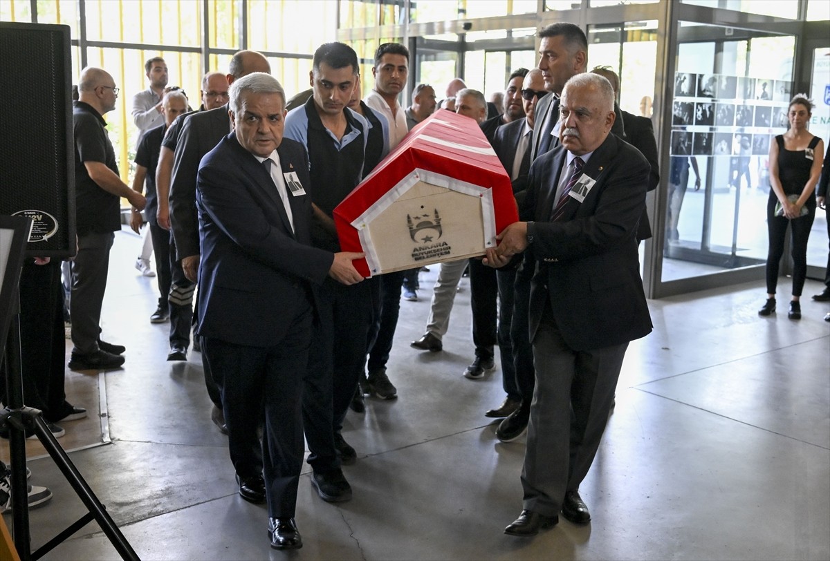 Hayatını kaybeden eski Türkiye Cumhuriyet Merkez Bankası (TCMB) Başkanı Süreyya Serdengeçti için...