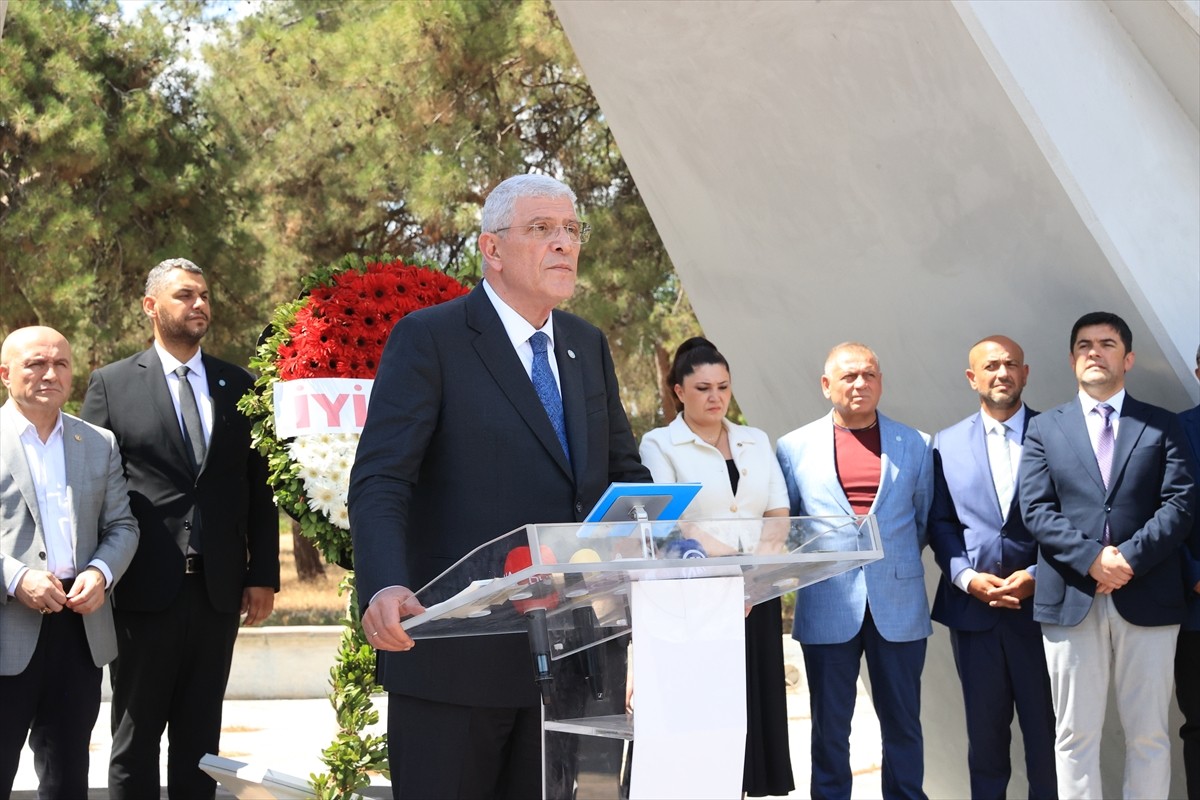 İYİ Parti Genel Başkanı Müsavat Dervişoğlu, Edirne'de Karaağaç Mahallesi'ndeki Lozan Anıtı'nı...