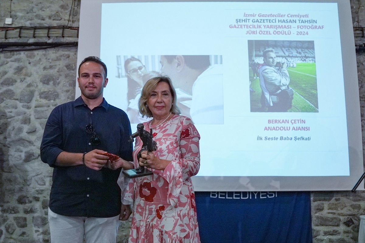 İzmir Gazeteciler Cemiyeti (İGC) tarafından düzenlenen geleneksel Şehit Gazeteci Hasan Tahsin...