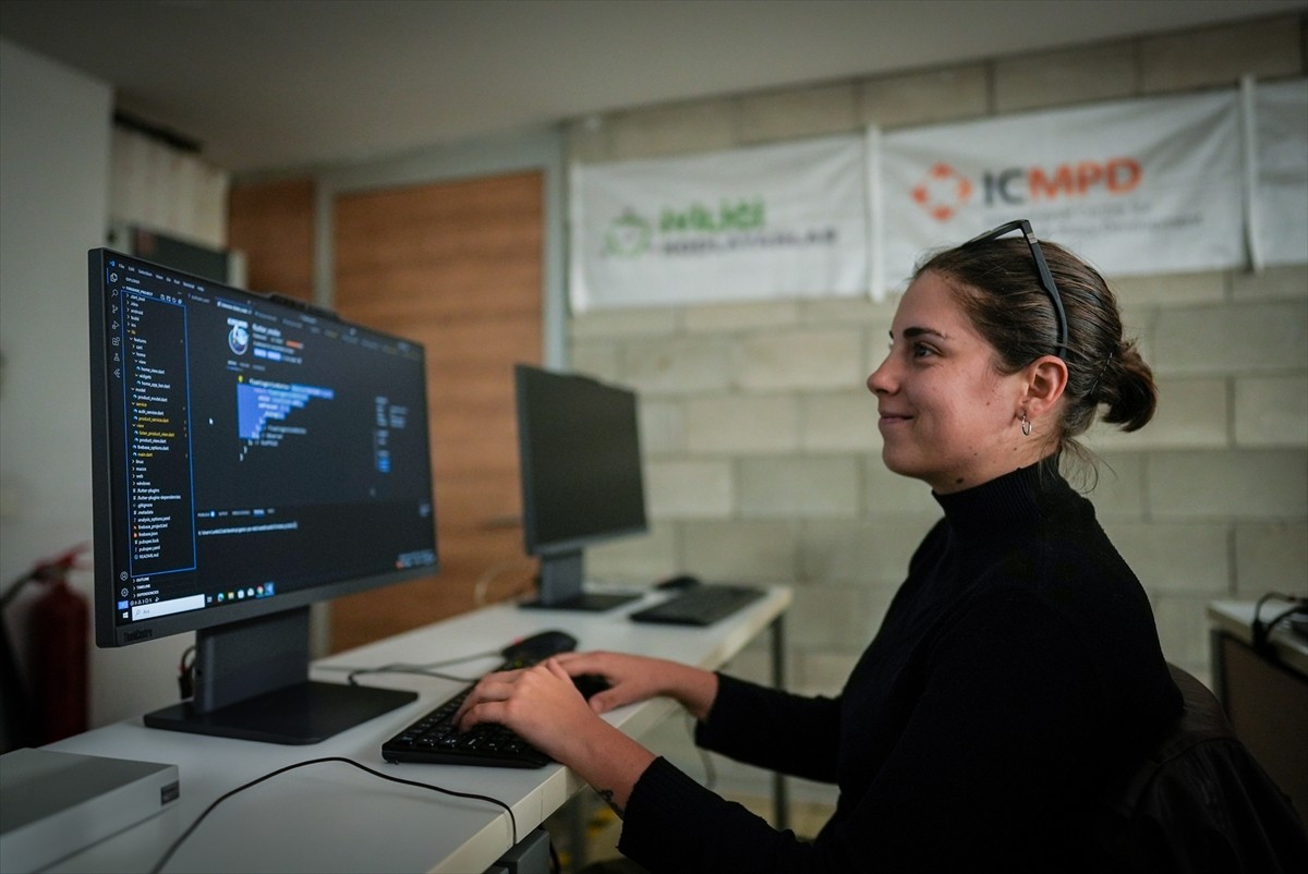 Kahramanmaraş merkezli depremi yaşayan yazılımcılar, hayata geçirdikleri "İyiliği Kodlayanlar...