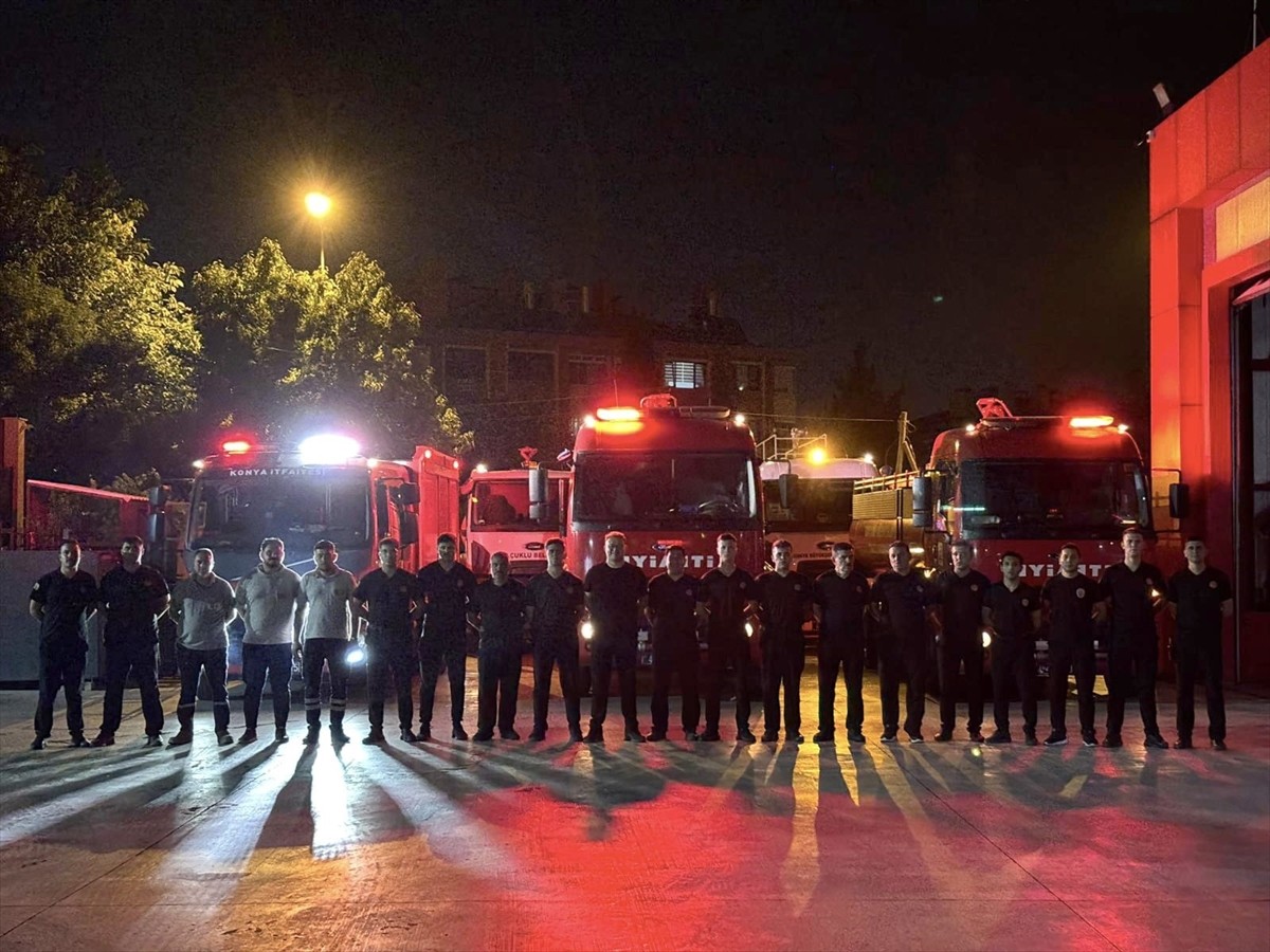 Konya Büyükşehir Belediyesi, Bursa'da devam eden orman yangınlarını söndürme çalışmalarına destek...