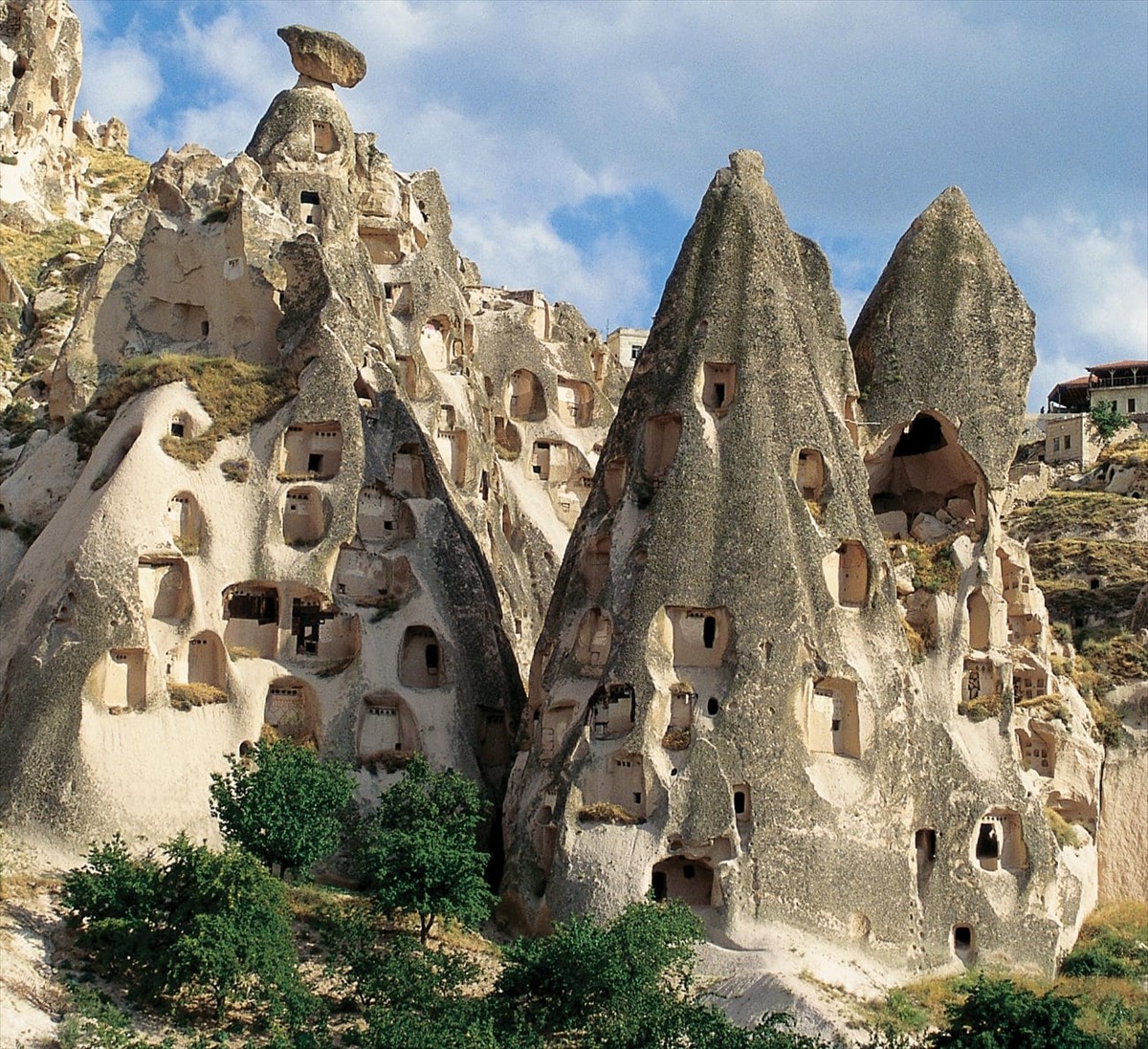 Kültür ve Turizm Bakanlığınca Kapadokya'nın "Michelin Rehberi 2026" seçkisine dahil edildiği...