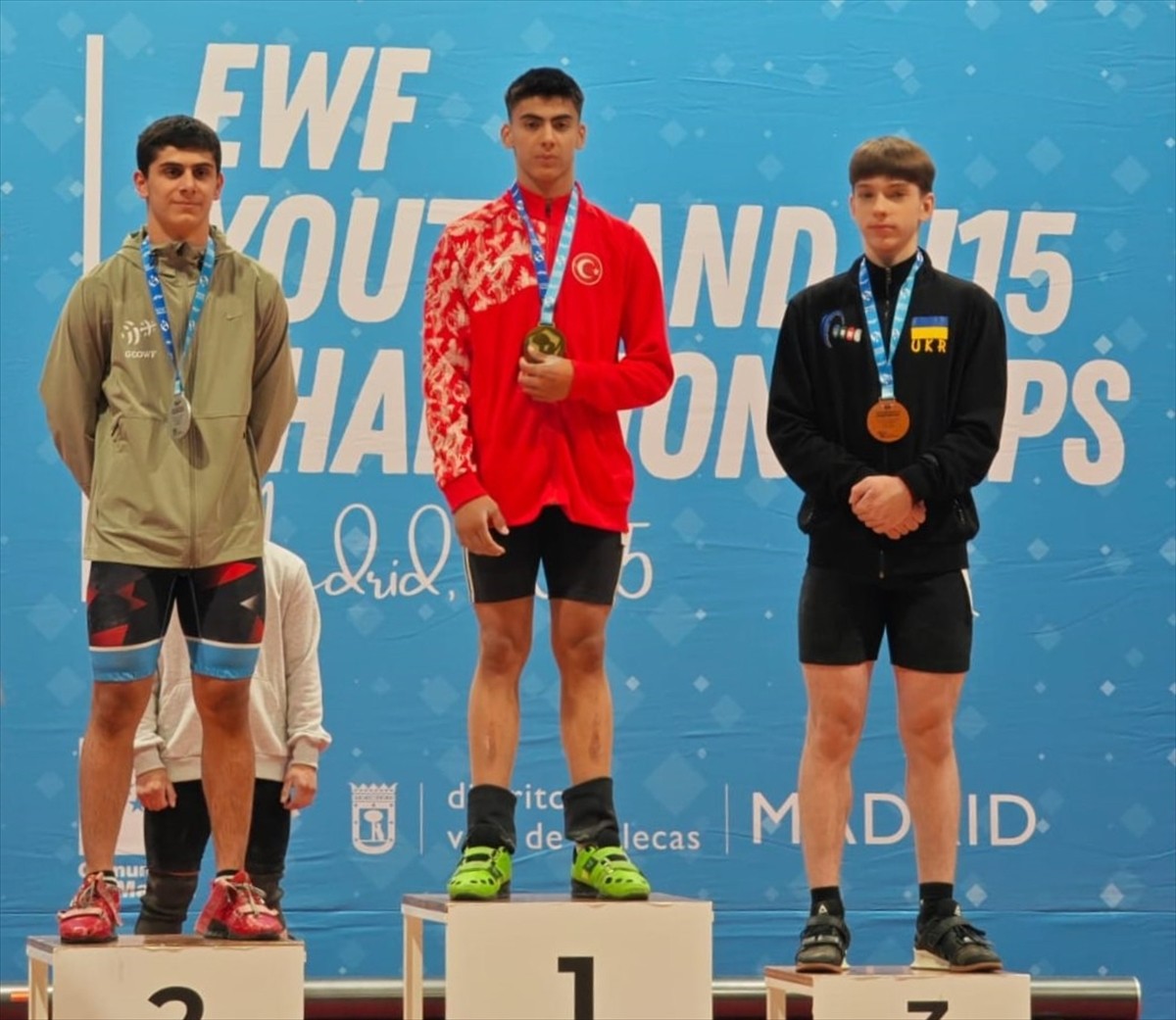 Milli halterciler, İspanya'da devam eden Yıldızlar ve 15 Yaş Altı Avrupa Şampiyonası'nın üçüncü...