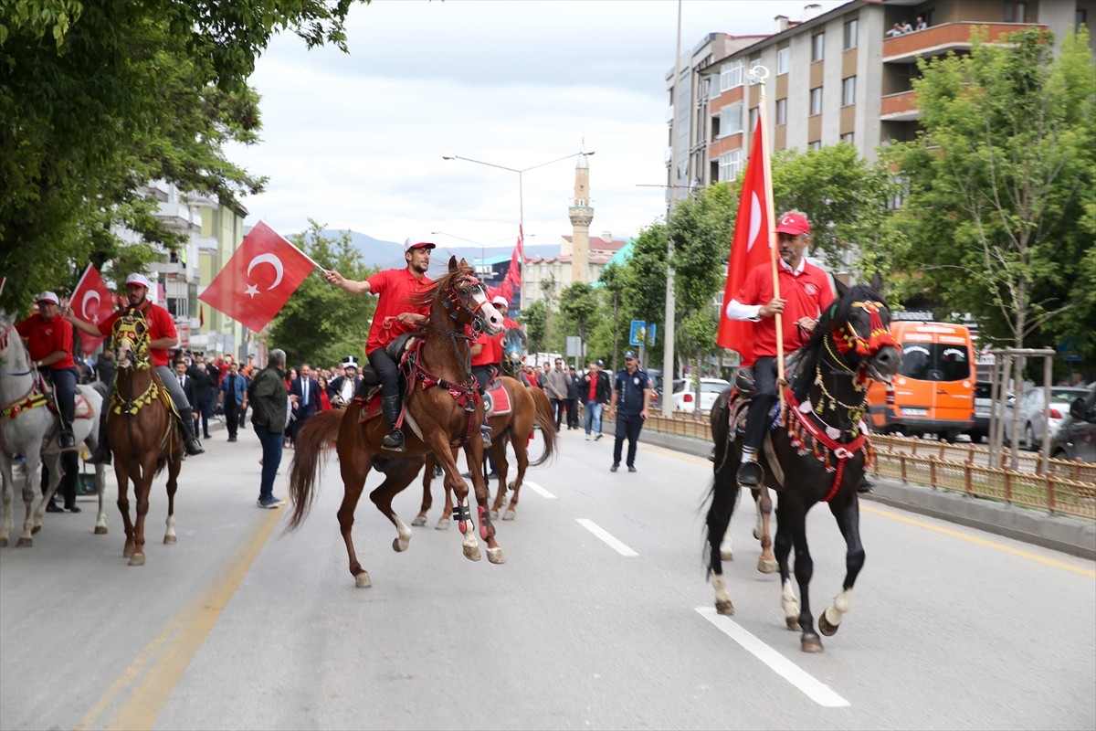 Mustafa Kemal Atatürk'ün Erzurum'a gelişinin 106. yıl dönümü dolayısıyla tören düzenlendi....
