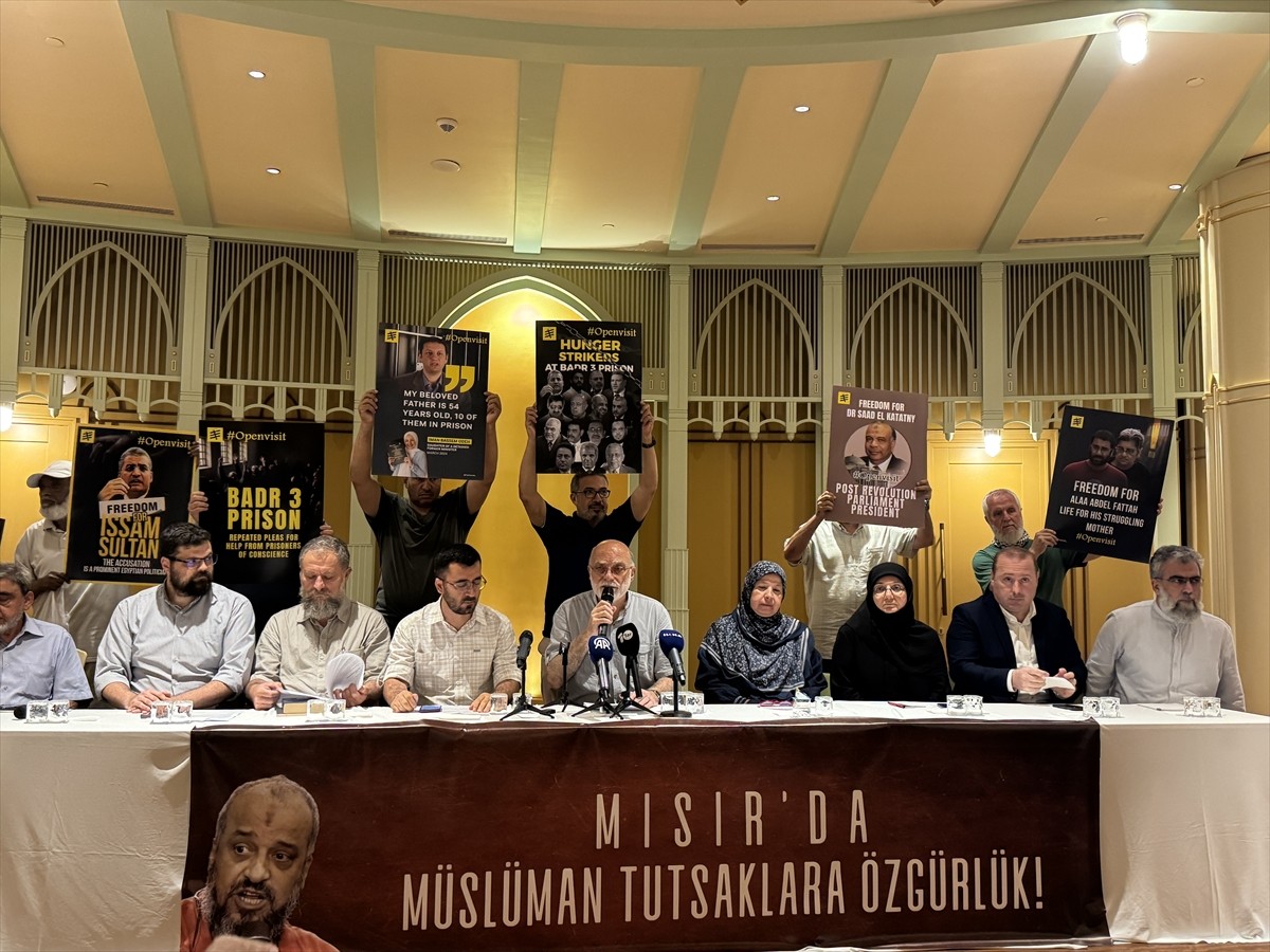 Özgür-Der ile İnsan Hakları ve Mazlumlar İçin Dayanışma Derneğince (MAZLUMDER) Mısır'da kaldıkları...