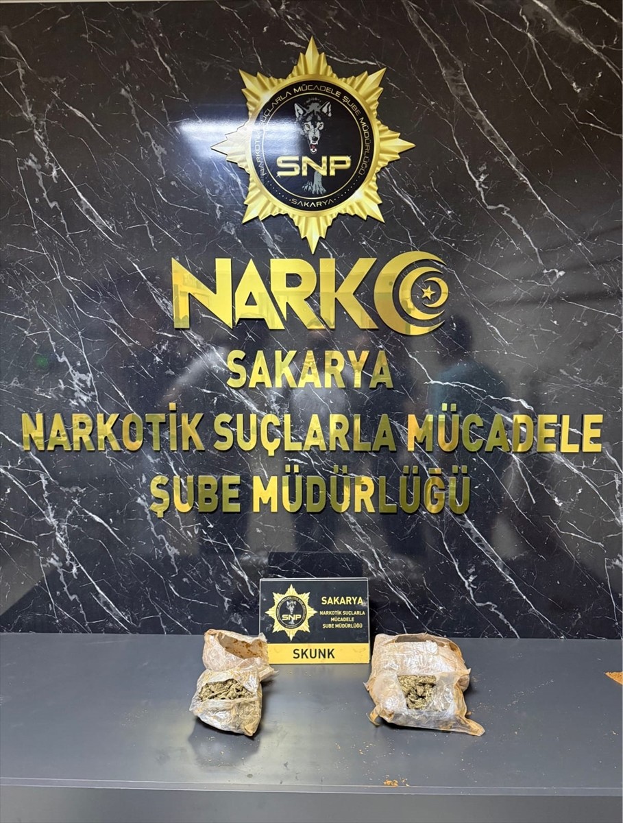 Sakarya'da düzenlenen uyuşturucu operasyonunda 5 şüpheli gözaltına alındı. Operasyonda 29 parça...