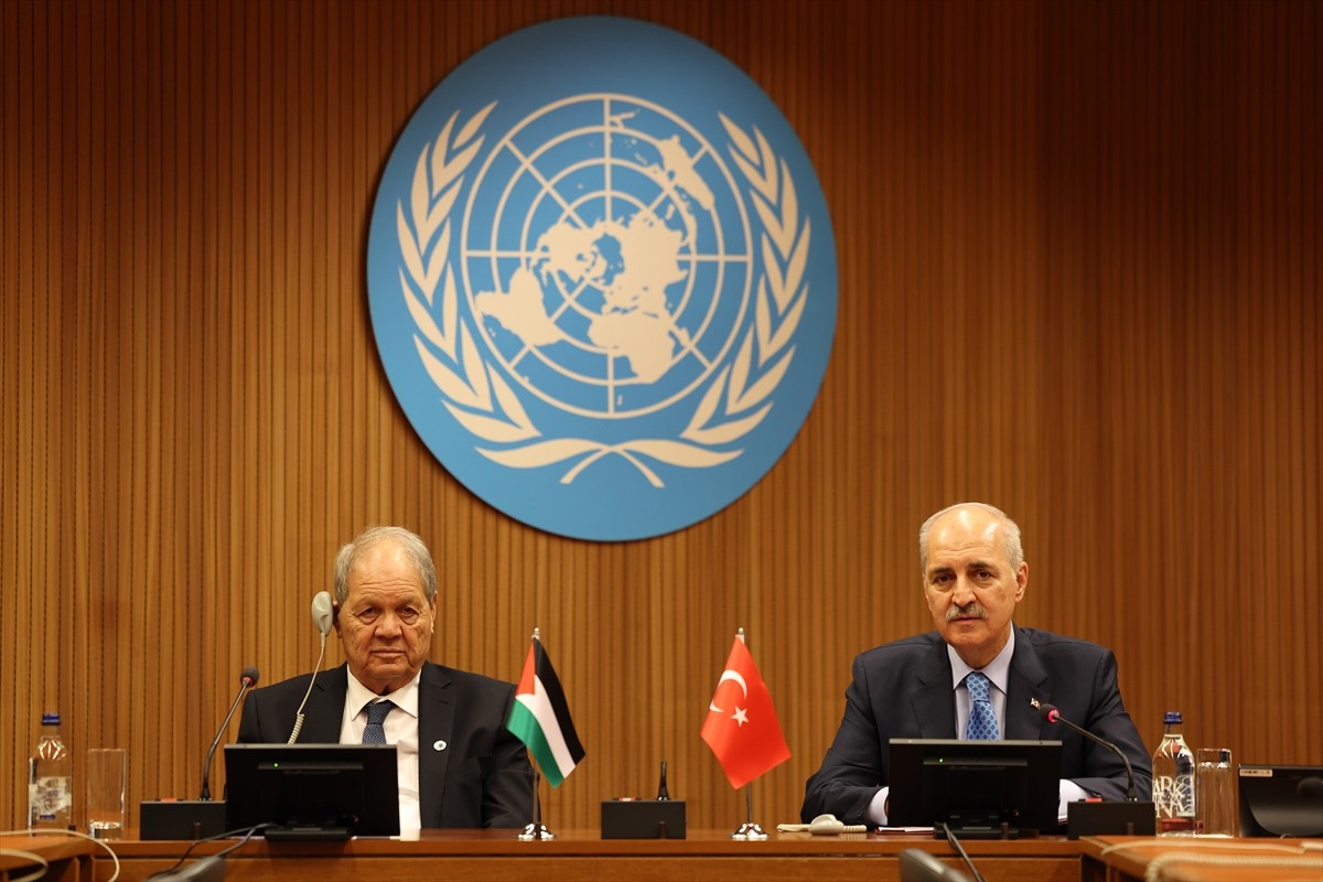 TBMM Başkanı Numan Kurtulmuş, Filistin Ulusal Konseyi Başkanı Rawhi Fattouh ile Altıncı Dünya...