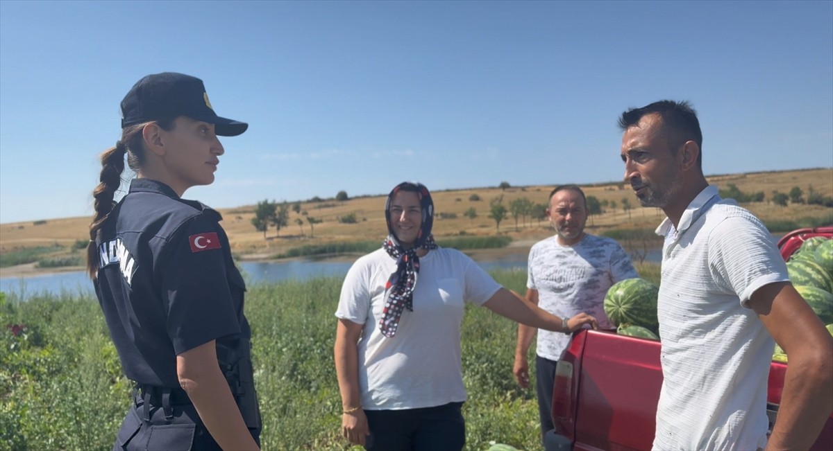 Tekirdağ’ın Muratlı ilçesinde göreve başlayan Teğmen Elifnur Dağdeviren, kentin ilk kadın ilçe...