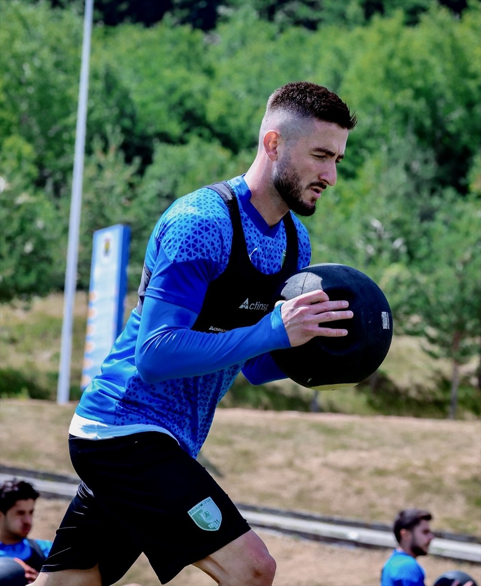 Topuk Yaylası'nda yeni sezon hazırlıklarını sürdüren Trendyol 1. Lig ekiplerinden Sipay Bodrum FK...