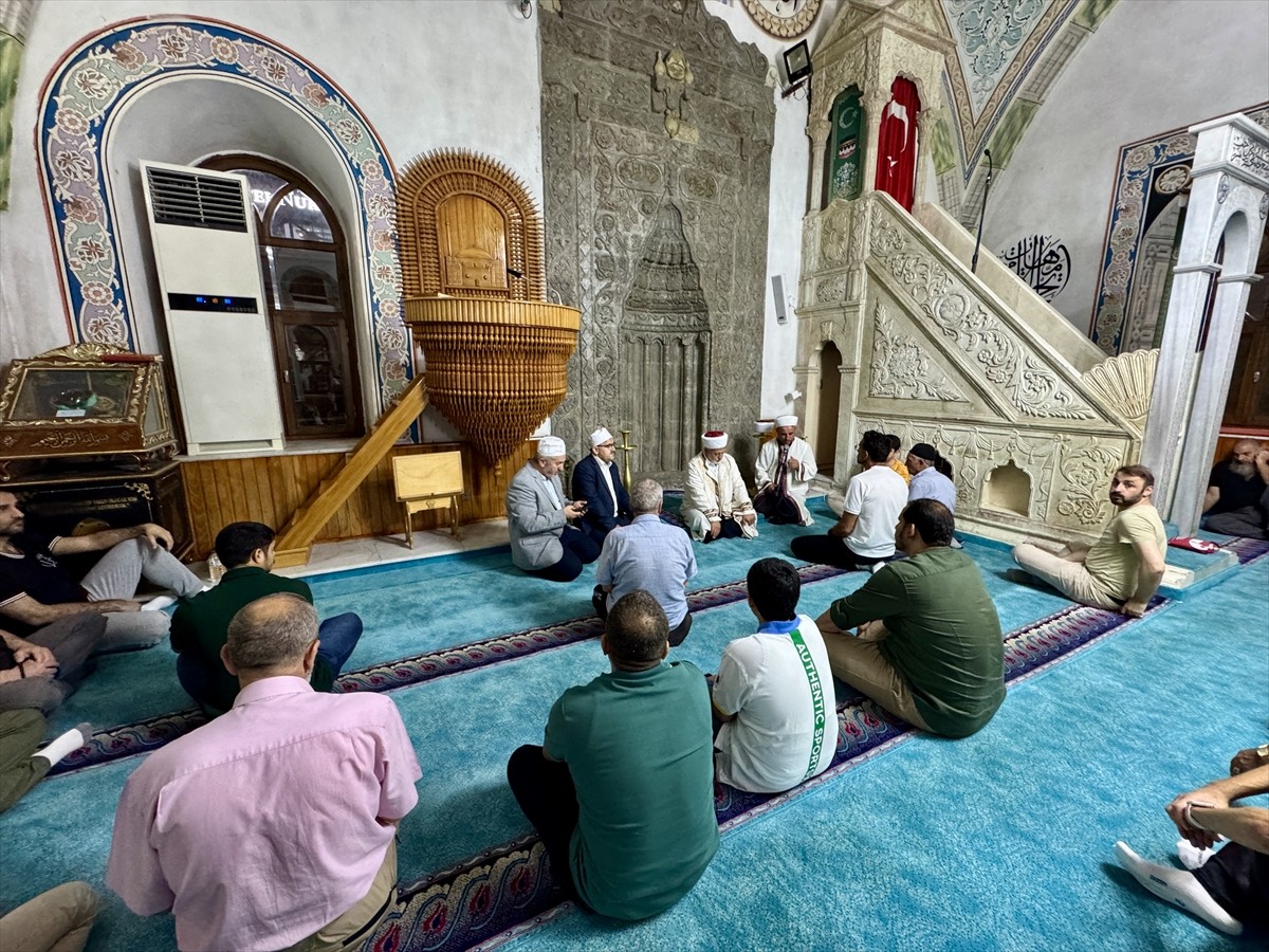 Trabzon'da, Pençe-Kilit Harekatı'nda bir mağaradaki arama-tarama faaliyeti sırasında metan ve...