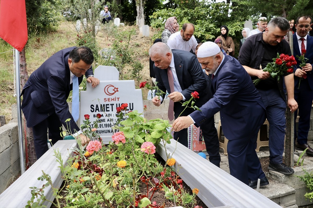 Trabzon, Giresun ve Rize'de 15 Temmuz Demokrasi ve Milli Birlik Günü dolayısıyla şehit kabirleri...