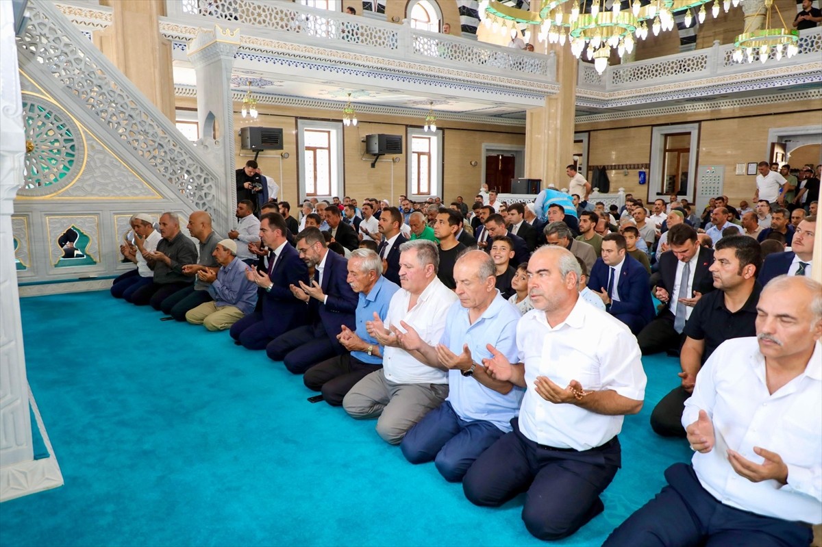 Trafik kazası sonucu vefat eden Mülkiye Başmüfettişi Erol Karaömeroğlu ve orman yangınına müdahale...