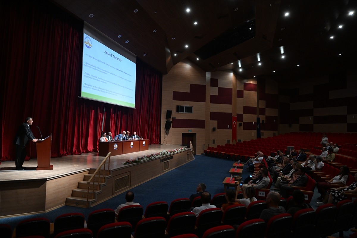Trakya Üniversitesi Balkan Kongre Merkezi'nde 15 Temmuz Demokrasi ve Milli Birlik Günü dolayısıyla...