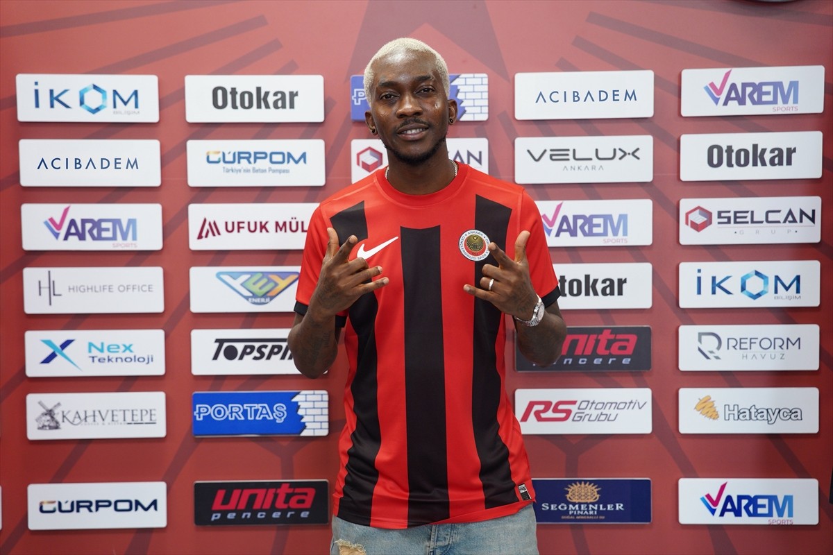 Trendyol Süper Lig ekiplerinden Gençlerbirliği, Nijeryalı forvet Henry Onyekuru ile 2 yıllık...