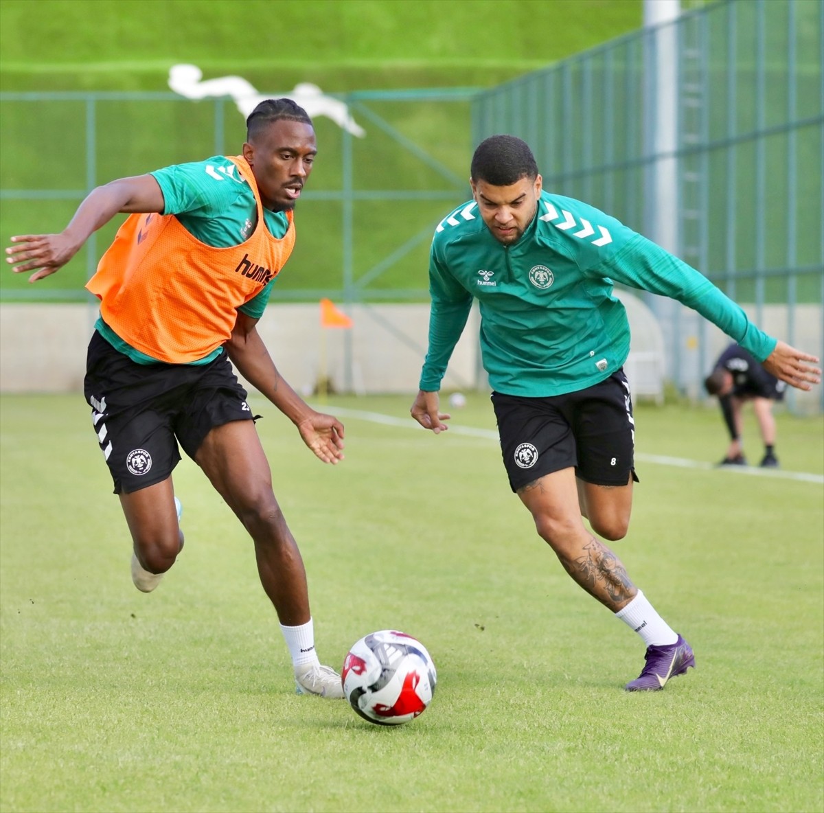 Trendyol Süper Lig ekiplerinden Konyaspor, 2025-2026 sezonu ikinci etap hazırlıklarına Erzurum'da...