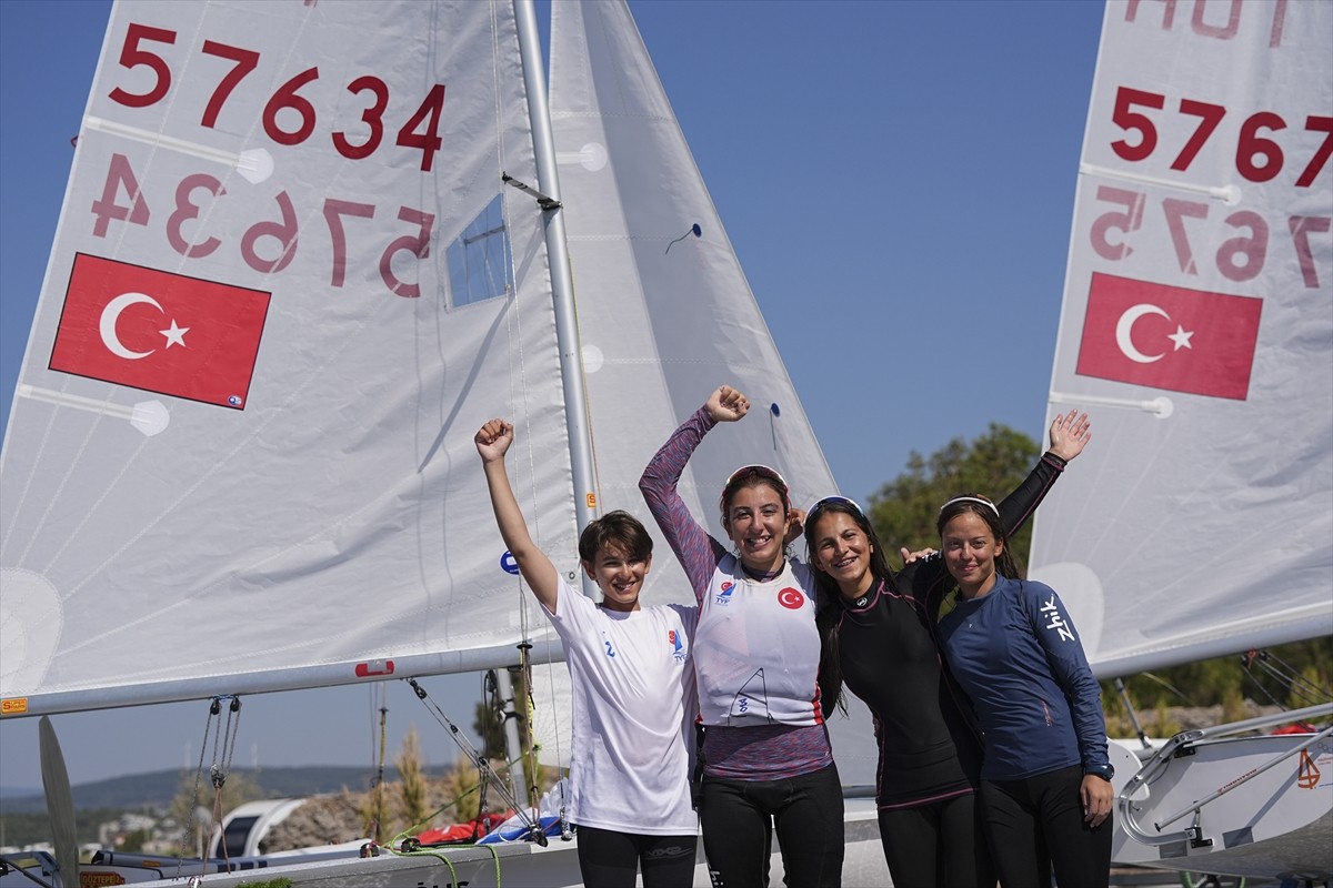 Türkiye Yelken Federasyonu (TYF) ev sahipliğinde 22 ülkeden 434 sporcunun katılımıyla düzenlenen...