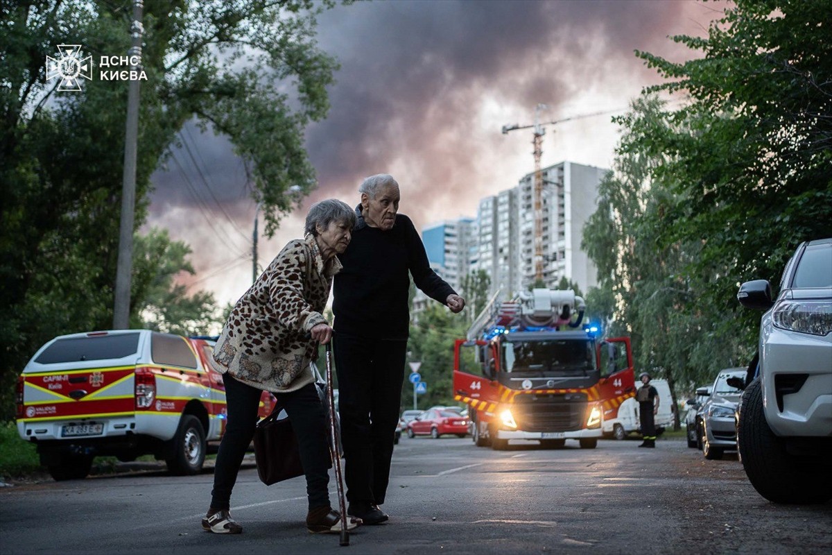 Ukrayna Silahlı Kuvvetleri, Rus ordusunun başkent Kiev'e 539 insansız hava aracı (İHA) ve 11...