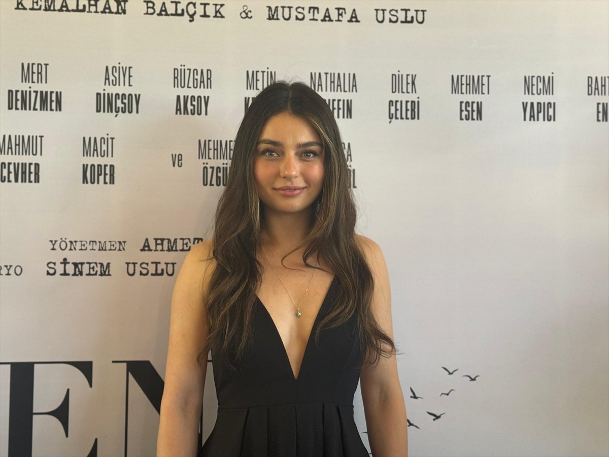 Yapımcılığını Dijital Sanatlar ve KEM Yapım'ın, yönetmenliğini ise Ahmet Topuz'un üstlendiği "Al...