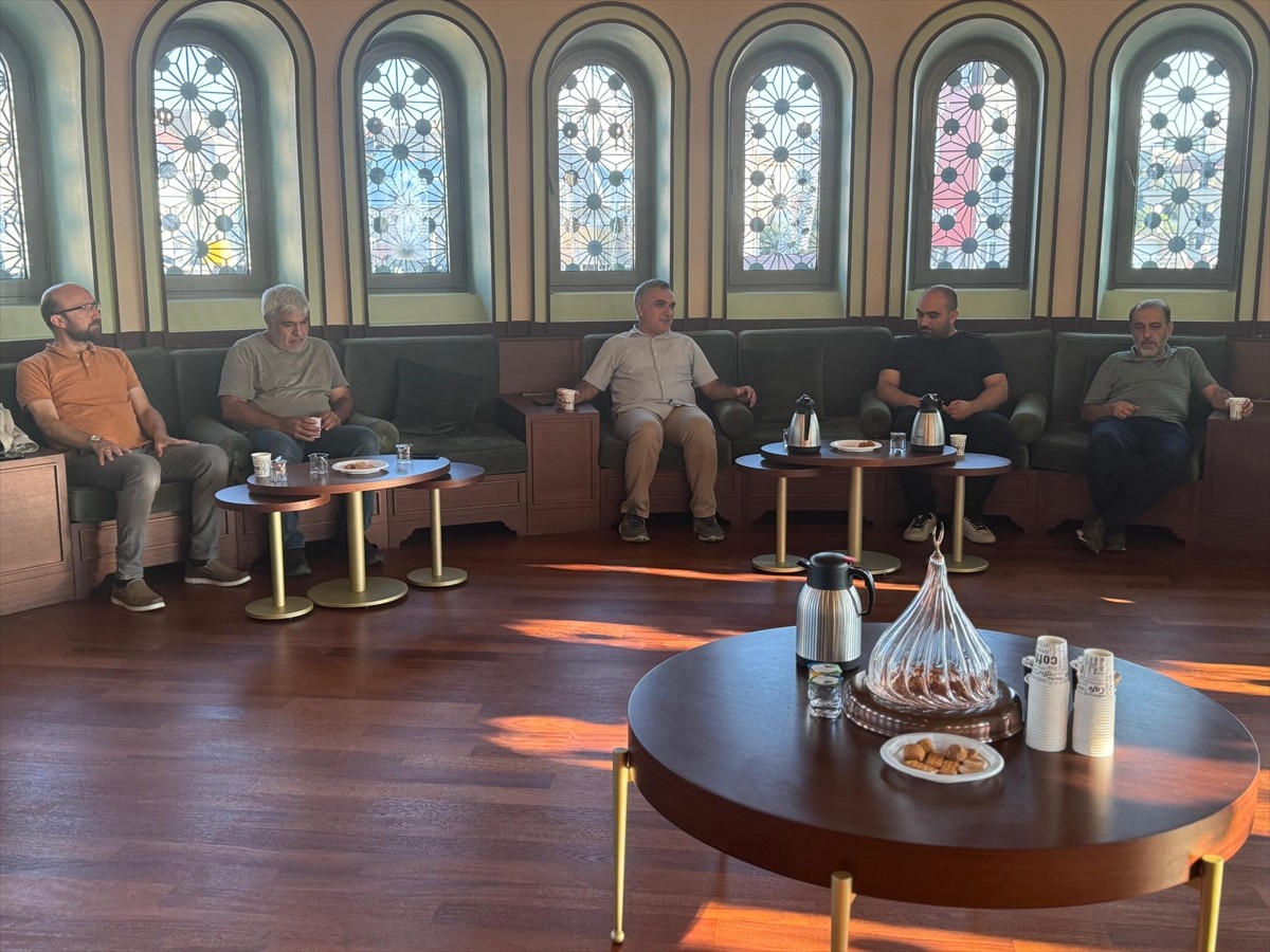 Yazar, dergici ve eğitimci Asım Gültekin'in vefatının 5. yılında Dünya Dergiler Birliği (DERGİBİR)...