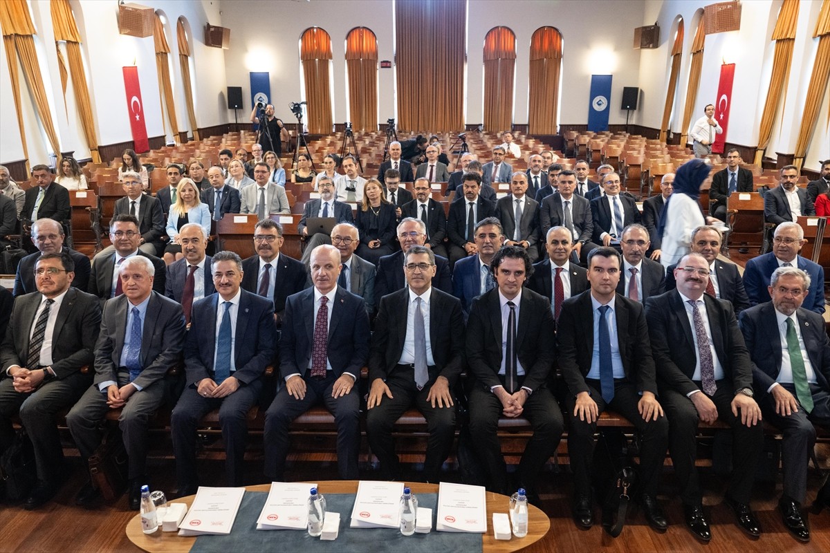 Yükseköğretim Kurulu (YÖK) Başkanı Prof. Dr. Erol Özvar, YÖK tarafından Boğaziçi Üniversitesinin...