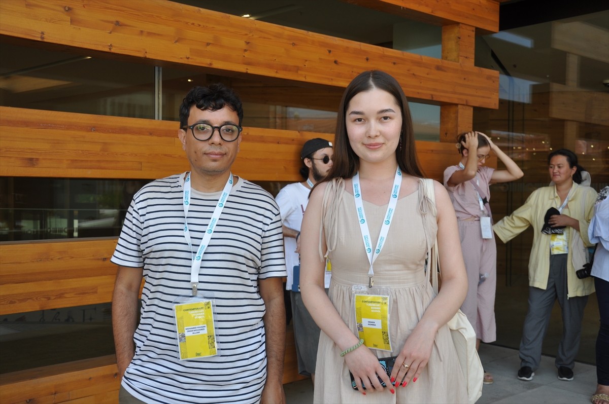 Yunus Emre Enstitüsü tarafından bu yıl ilk kez düzenlenen Çağdaş Türk Sanatı Yaz Okulu...