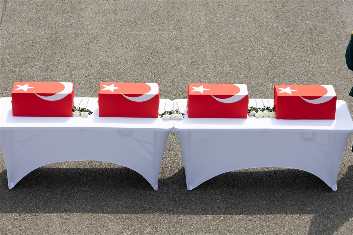 25 Haziran 1950'de başlayan Kore Savaşı'nda şehit olan ve 15 Ağustos'ta Güney Kore'de teslim...