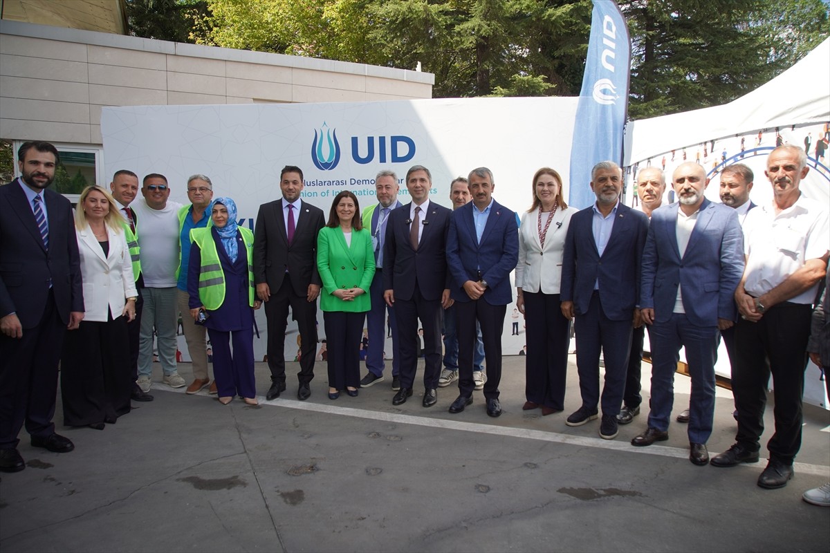 AK Parti Dış İlişkilerden Sorumlu Genel Başkan Yardımcısı Zafer Sırakaya, Kapıkule Sınır...