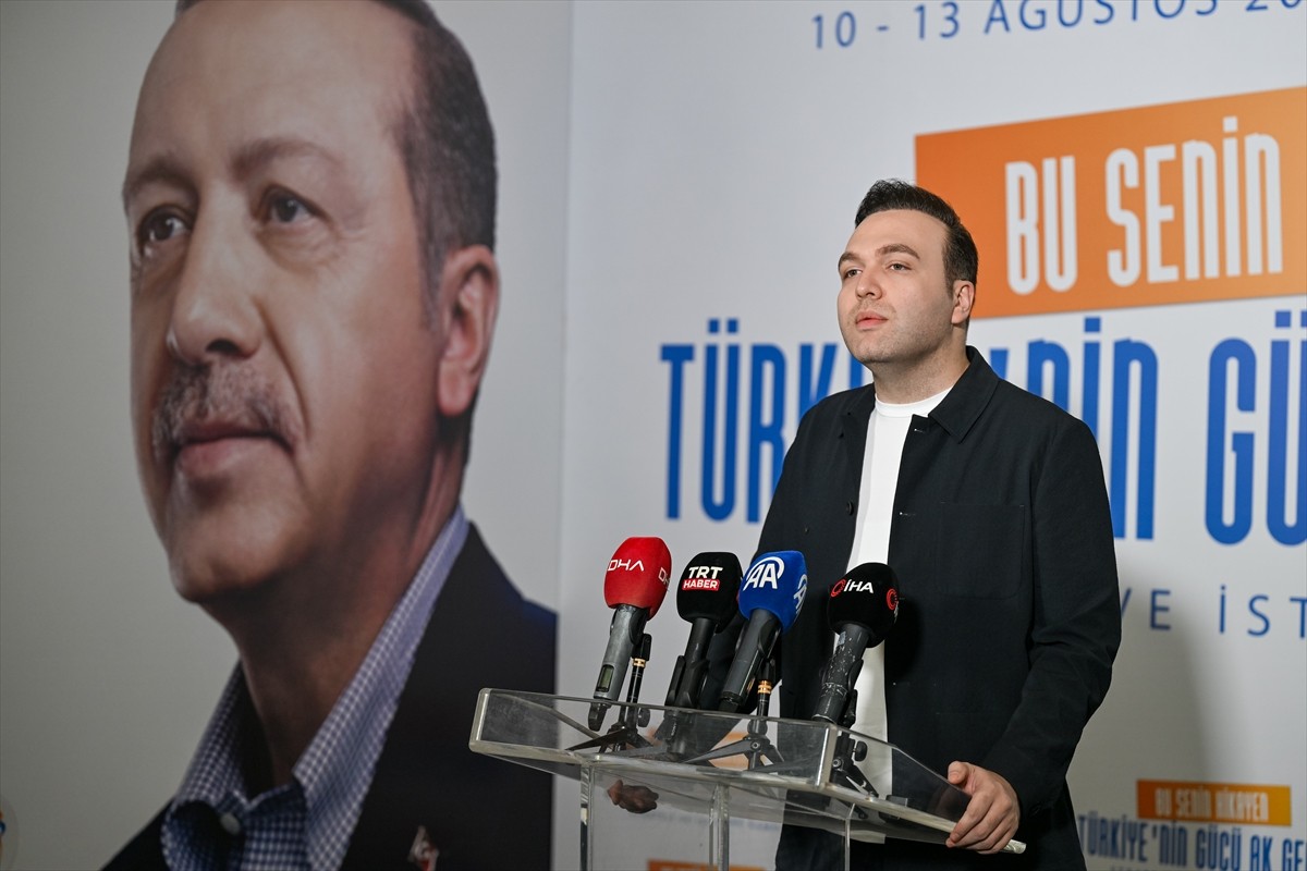 AK Parti Gençlik Kolları Başkanı Yusuf İbiş, Kızılcahamam'da düzenlenen "Türkiye'nin Gücü AK...