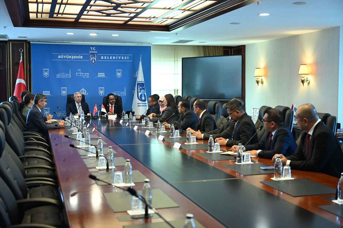 Ankara Büyükşehir Belediyesi (ABB) ile Endonezya'nın başkenti Cakarta Valiliği arasında dostluk ve...