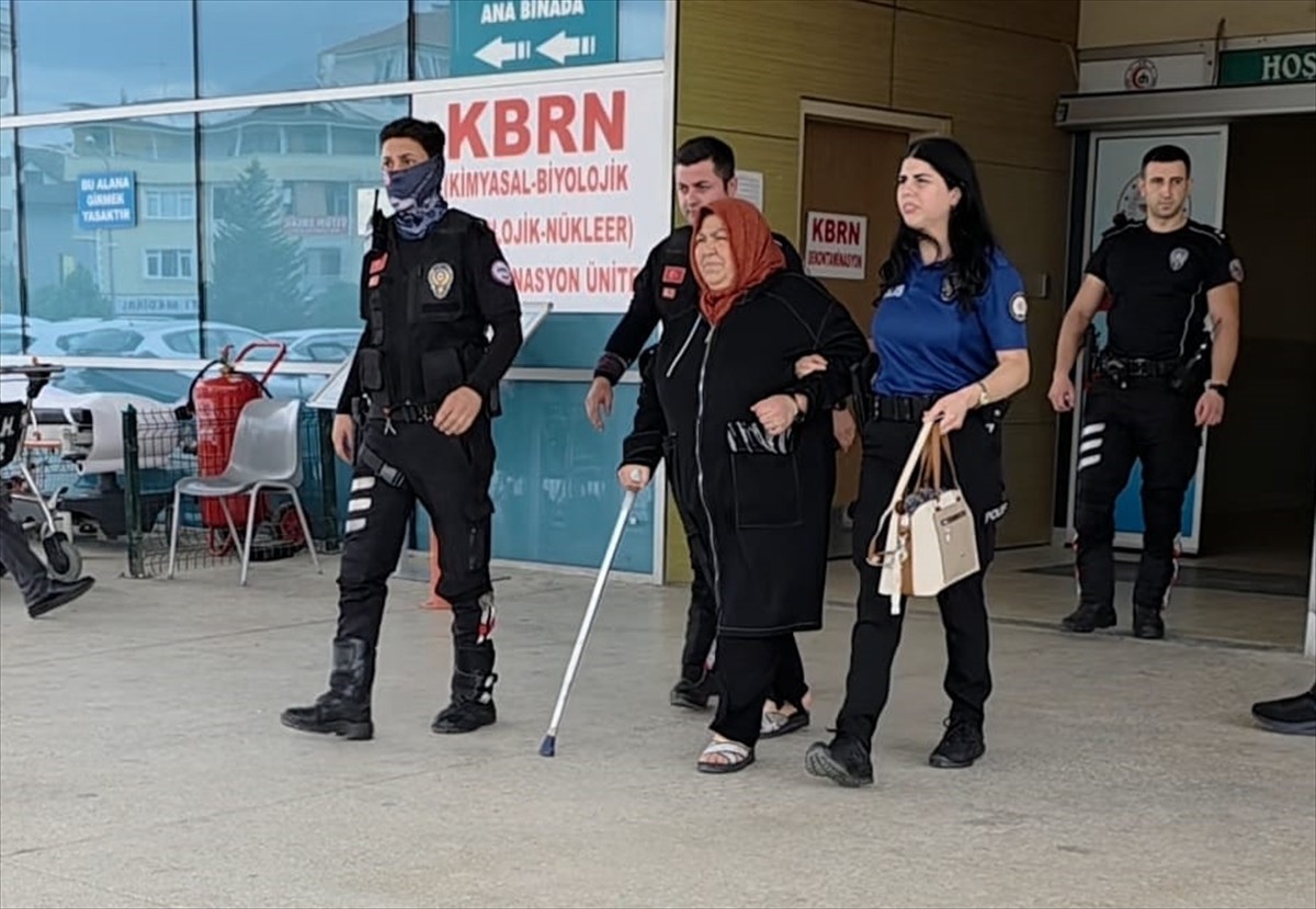 Bursa'nın İnegöl ilçesinde, hakkında 15 yıl kesinleşmiş hapis cezası bulunan firari kadın hükümlü...