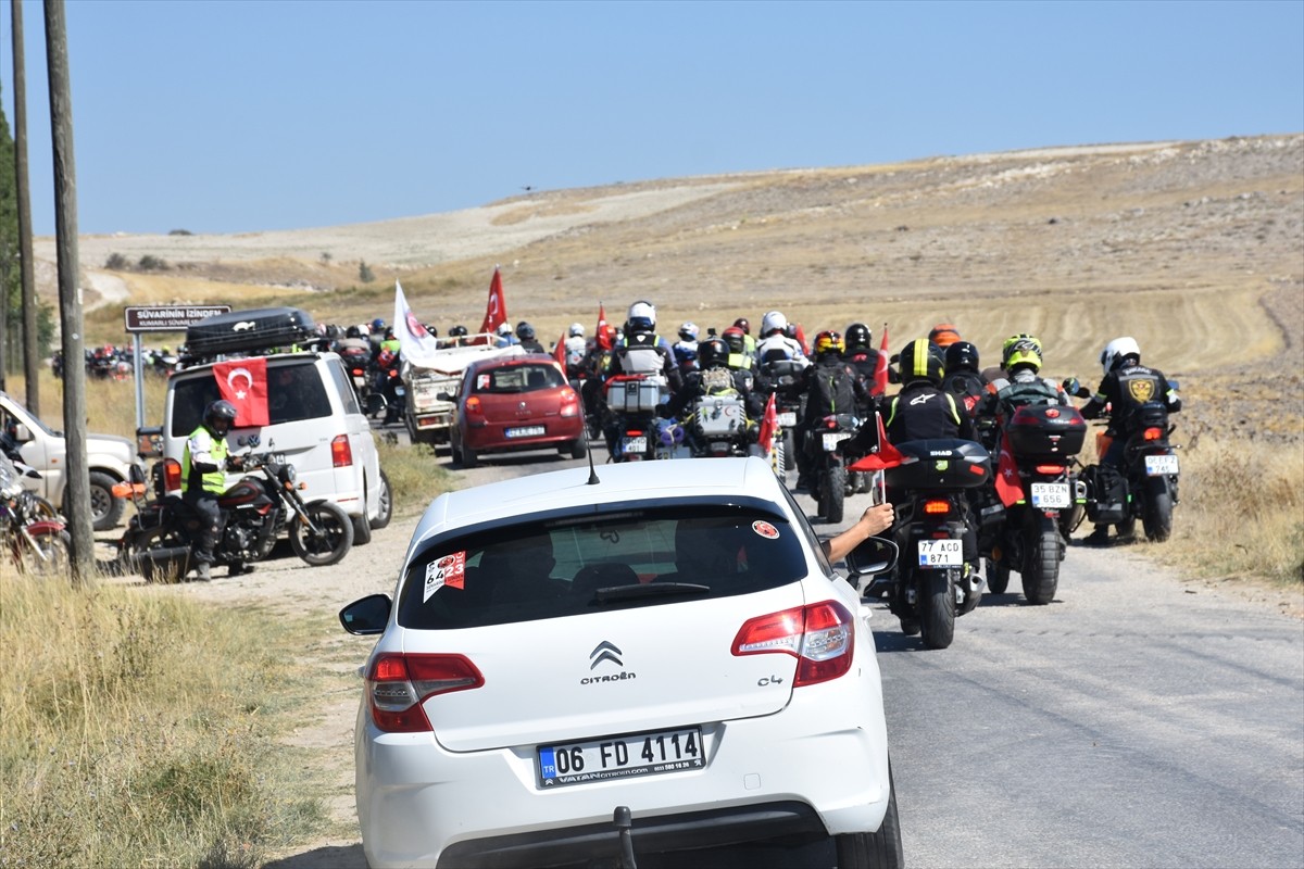 Büyük Taarruz'un 103. yıl dönümünde "Süvarinin izinden" etkinliği için Afyonkarahisar'a gelen...