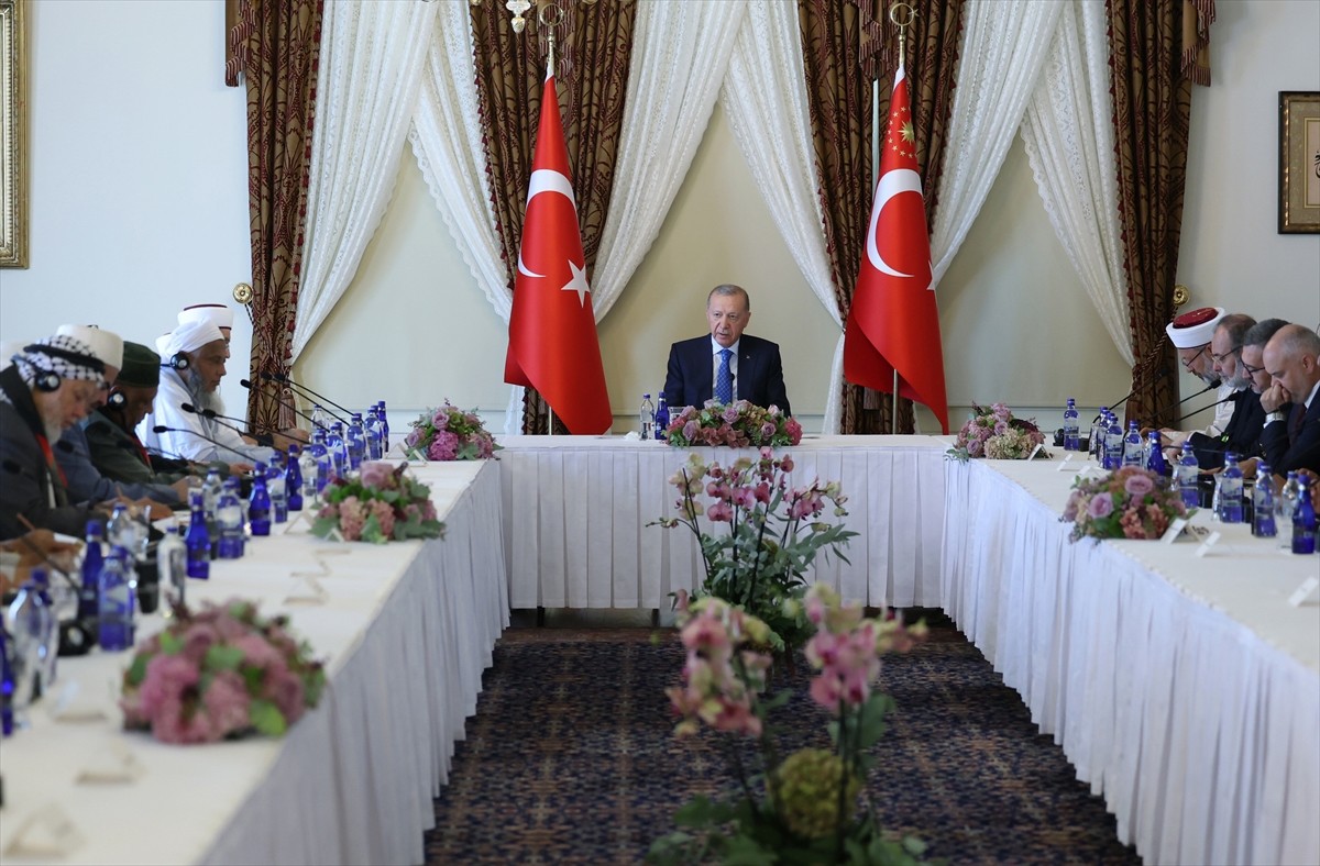 Cumhurbaşkanı Recep Tayyip Erdoğan, Dünya Müslüman Alimler Birliği Heyetini kabul etti