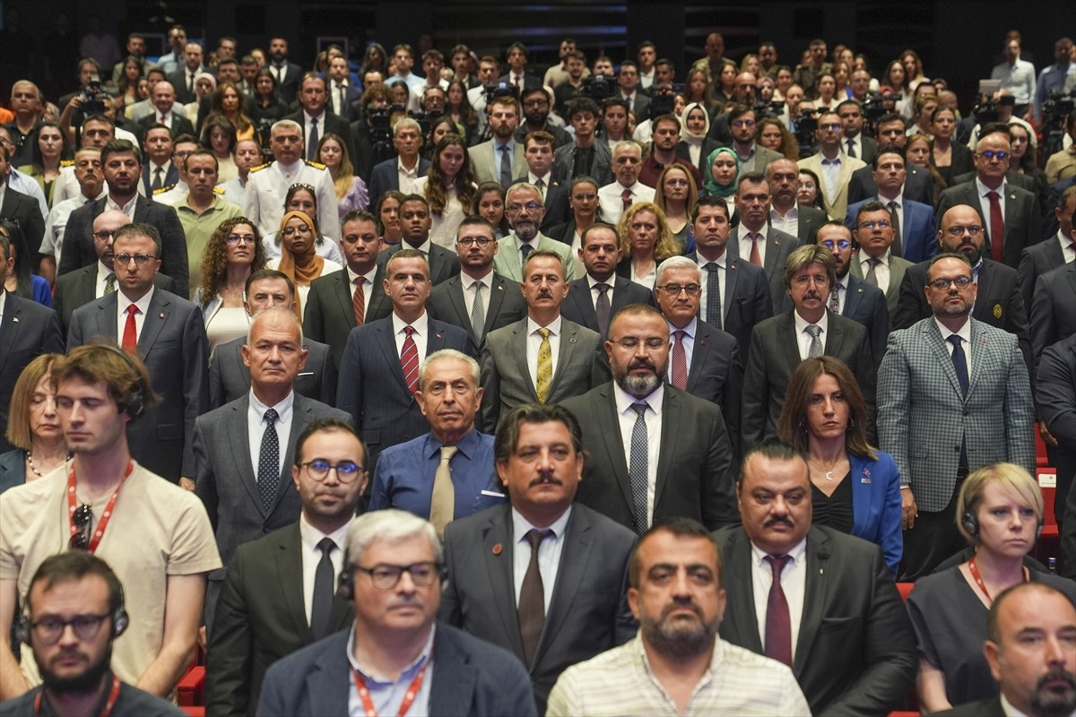 Cumhurbaşkanlığı İletişim Başkanlığında, "Köklerden Ufuklara Türk Savunma Sanayisinin Yükseliş...