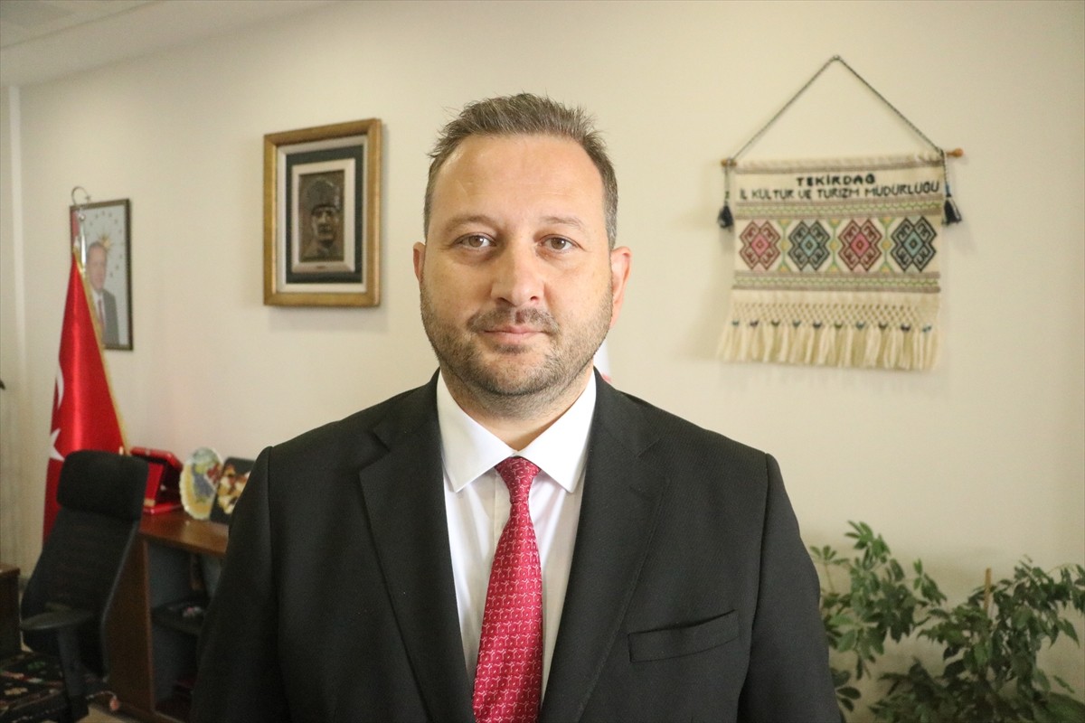 Doğal güzelliklerinin yanı sıra temiz ve güvenli plajlarıyla öne çıkan Tekirdağ, mavi bayraklı...