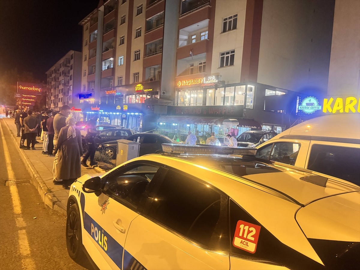 Erzurum'un Palandöken ilçesinde bir iş yerini kurşunlayan şüpheli ya da şüphelilerin yakalanması...