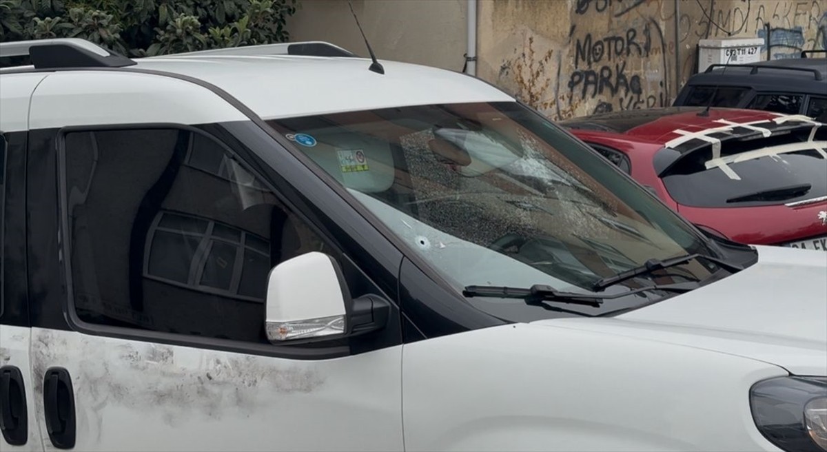 Eyüpsultan Akşemsettin Mahallesi Heves Sokak'ta oturan Muammer Öztürk (48), dün sabah saatlerinde...