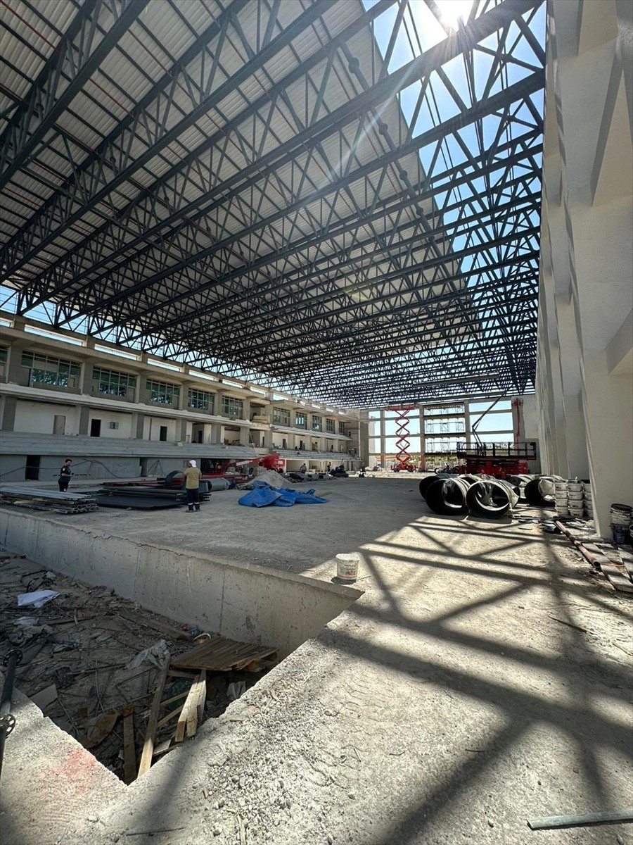 Gençlik ve Spor Bakanlığının desteğiyle Ankara'da yapılan yeni cimnastik salonu ve federasyon...