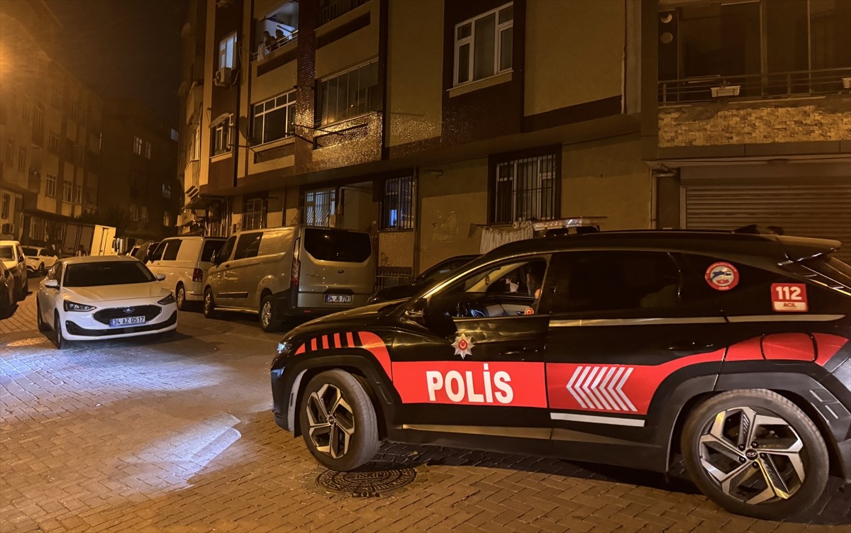 İstanbul'da göçmen kaçakçılığı organizatörleri ve düzensiz göçmenlere yönelik operasyon...