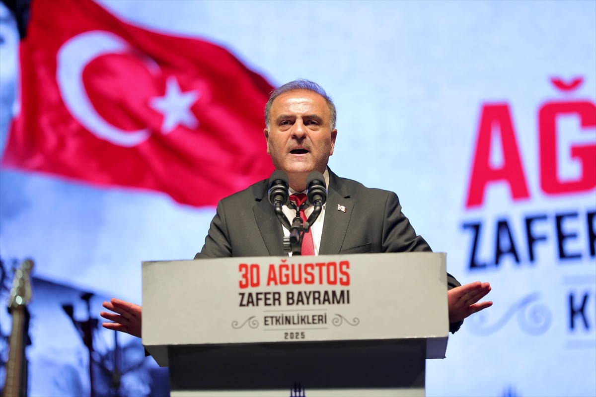 İstanbul Büyükşehir Belediyesi (İBB), 30 Ağustos Zafer Bayramı'nın 103'üncü yıl dönümünü Bakırköy...