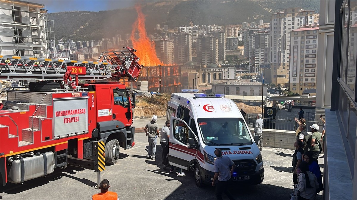 Kahramanmaraş’ın Onikişubat ilçesinde, Orman Bölge Müdürlüğüne ait kullanılmayan lojmanda çıkan...