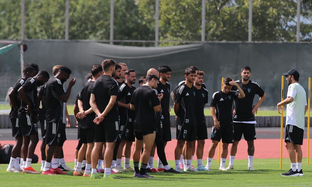 Kocaelispor, Trendyol Süper Lig'in 2. haftasında 16 Ağustos Cumartesi günü sahasında Samsunspor...