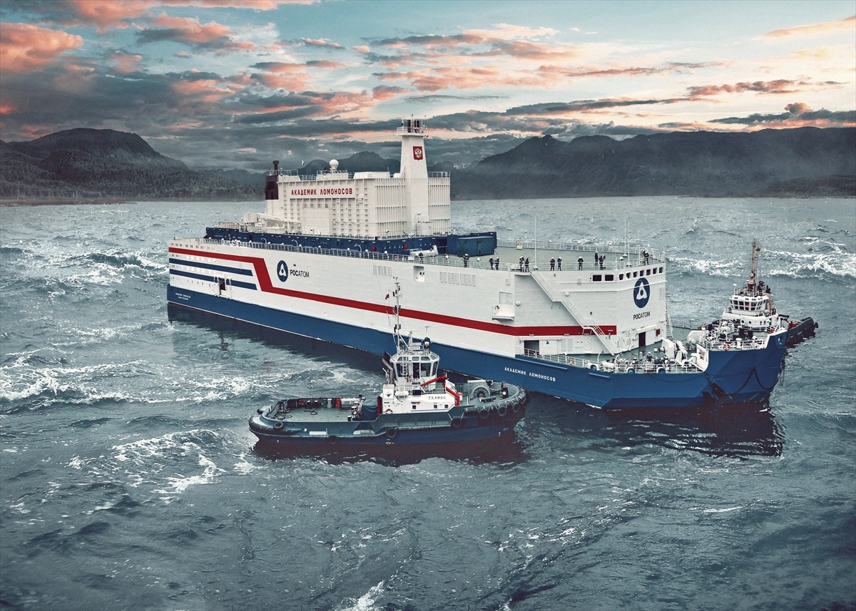 Kuzey Deniz Yolu’nun önemi küresel ısınma ve jeopolitik gelişmelerle artarken, Rusya, sınırı...