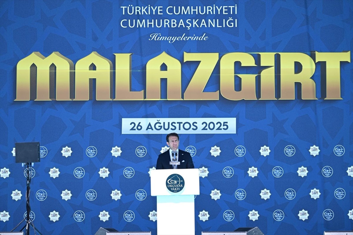 Muş'un Malazgirt ilçesindeki Malazgirt Meydan Muharebesi Tarihi Milli Parkı'nda Cumhurbaşkanı...