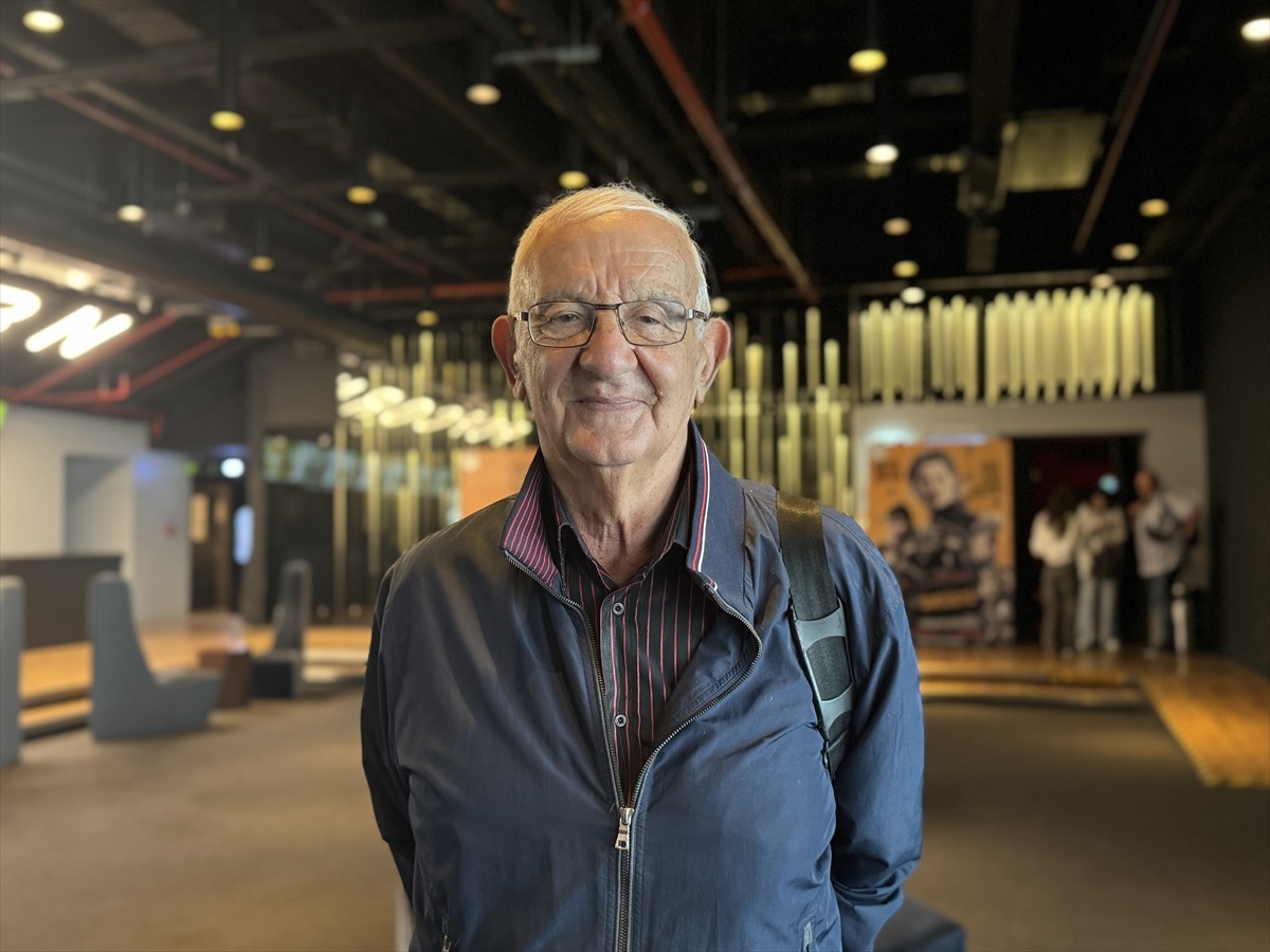 New York'un karanlık sokaklarında geçen nefes kesici bir hayatta kalma mücadelesini beyaz perdeye...