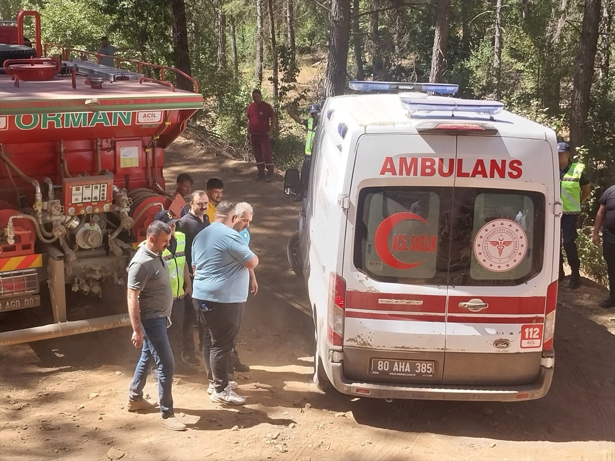 Osmaniye'de arazözün devrilmesi sonucu 1 kişi hayatını kaybetti, 4 kişi yaralandı. İhbar üzerine...