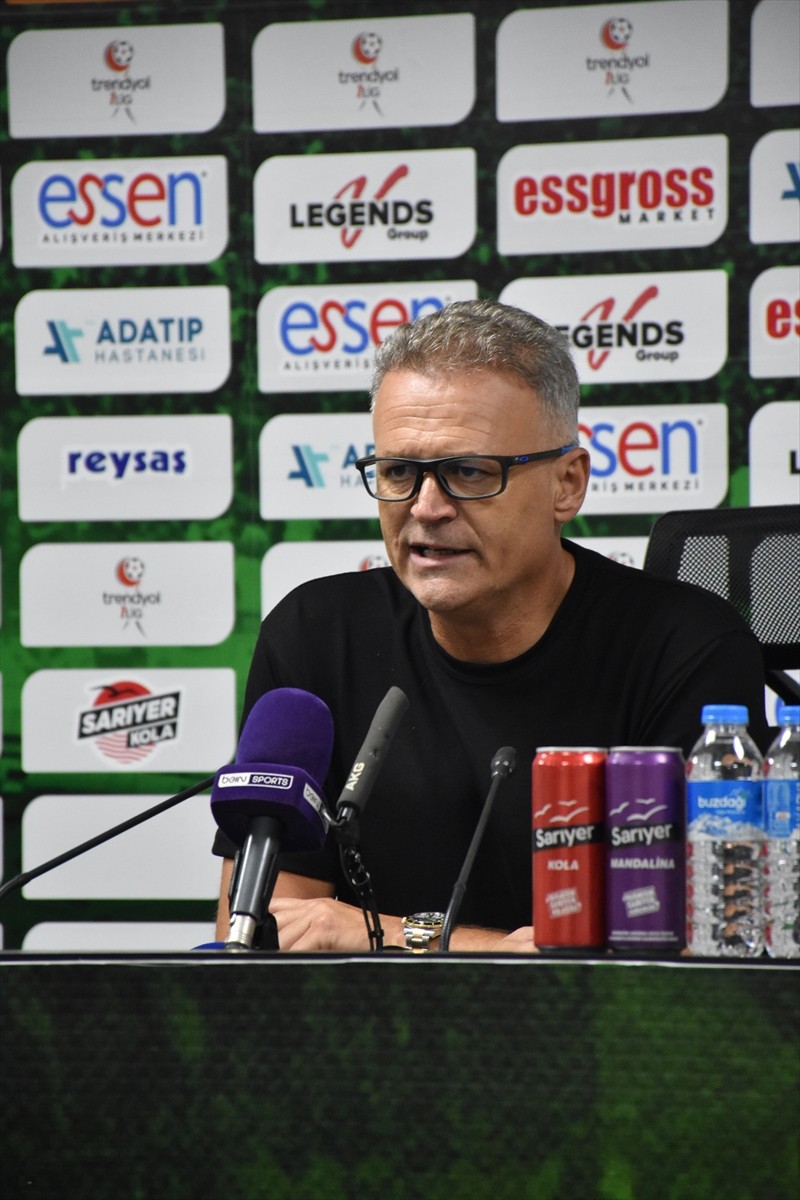 Sakaryaspor Teknik direktörü İrfan Buz, Trendyol 1. Lig'in 4. haftasındaki Sakaryaspor-Boluspor...