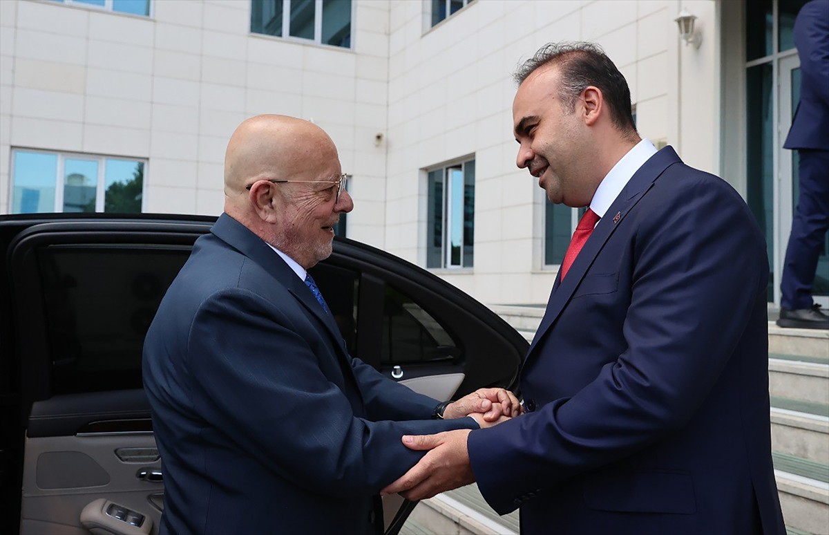 Sanayi ve Teknoloji Bakanı Mehmet Fatih Kacır, Suriye Ekonomi ve Sanayi Bakanı Muhammed Nidal...